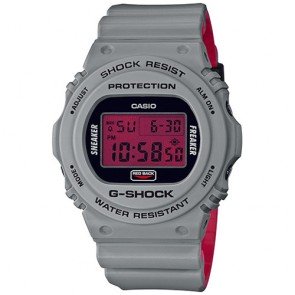 Montre Casio G-Shock DW-5700SF-1ER SNEAKER FREAKER